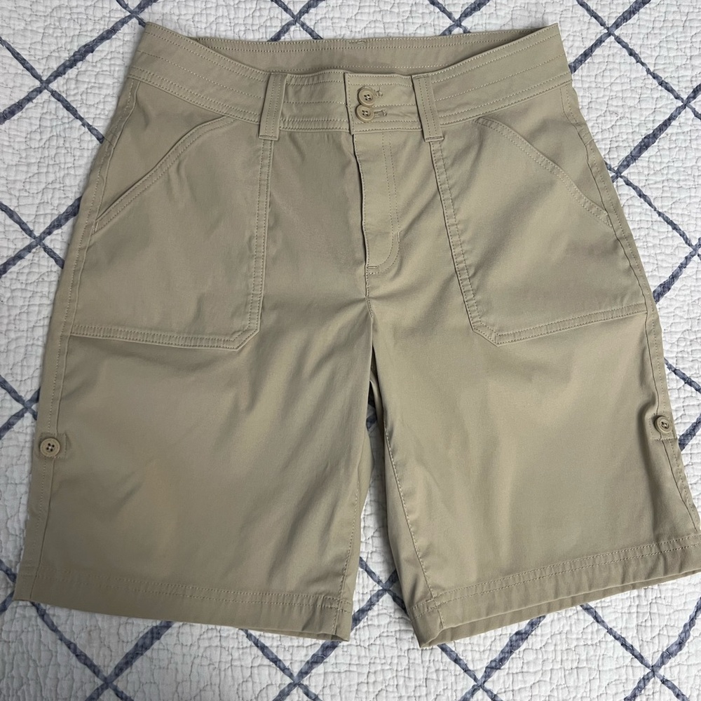 Eddie Bauer Tan Women's Cargo Shorts